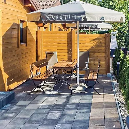 別荘 2 Bedroom Beautiful In シャノジェンティ