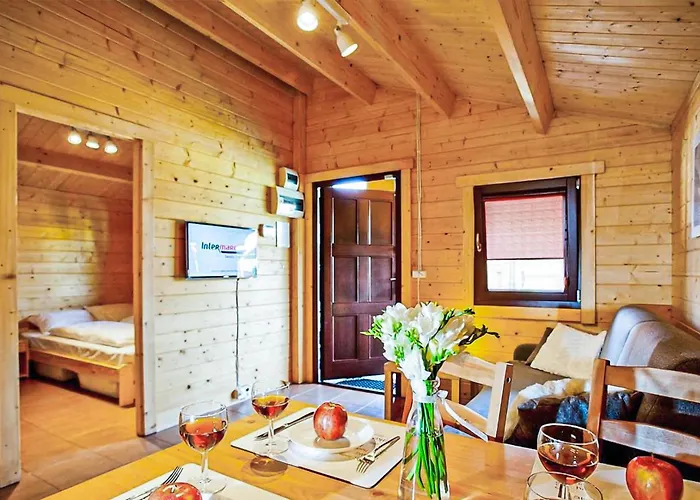 2 Bedroom Beautiful In Сasa de vacaciones